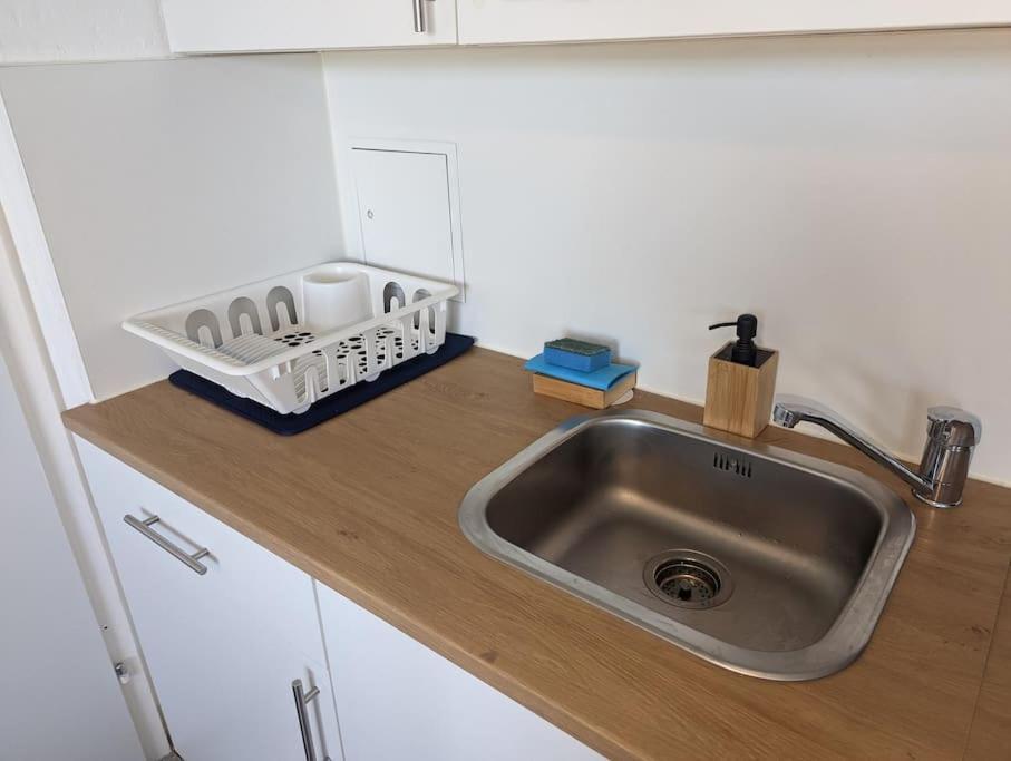 Lovely Studio With Free Parking On Premisis Asten 外观 照片